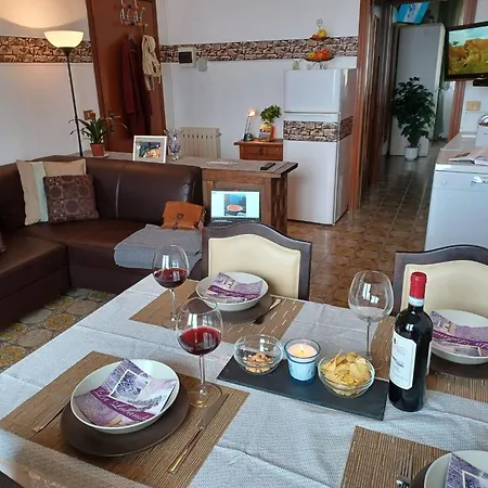 206 By Interhome Tignale